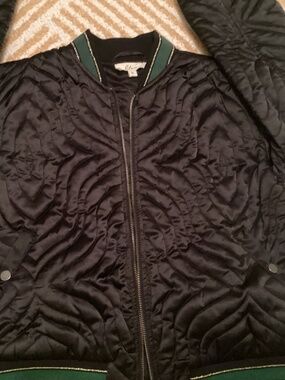 Elan Quilted Bomber Jacket - Cropped Small Black with Green accents